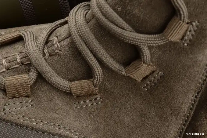 Yeezy Light adidas Brown BY2456 750 Boost 0601